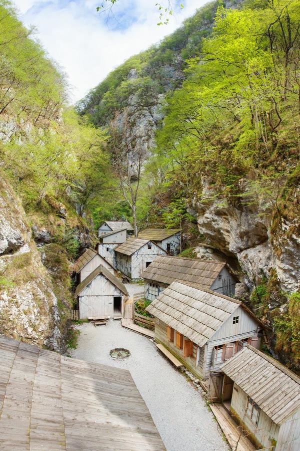 Villa Bomas House Cerkno Exterior foto